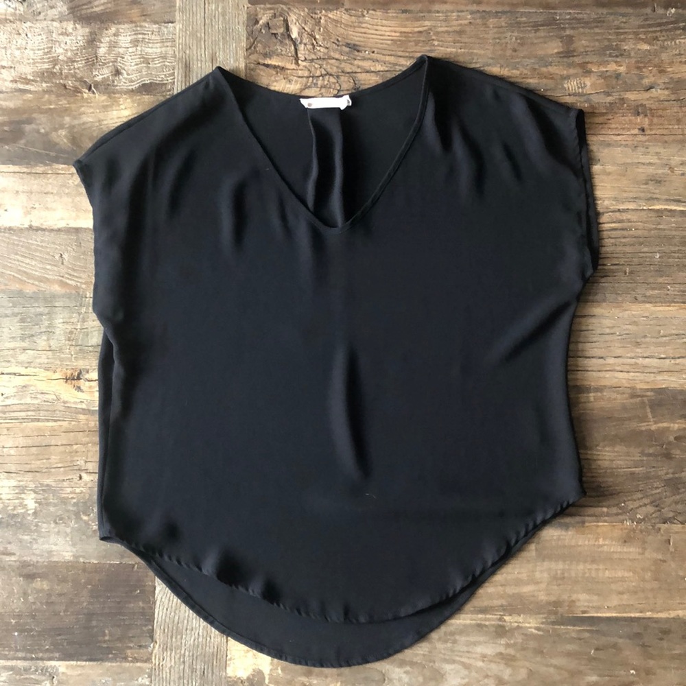 Lush Short Sleeve V-neck Black Blouse